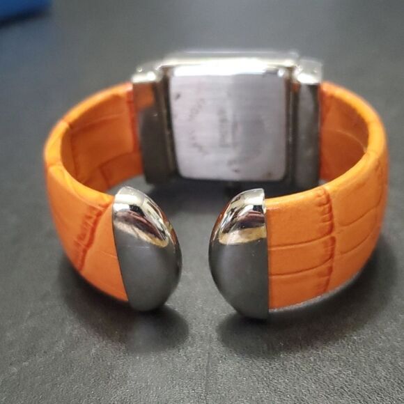 Avon wide cuff watch paprika - Picture 5 of 10